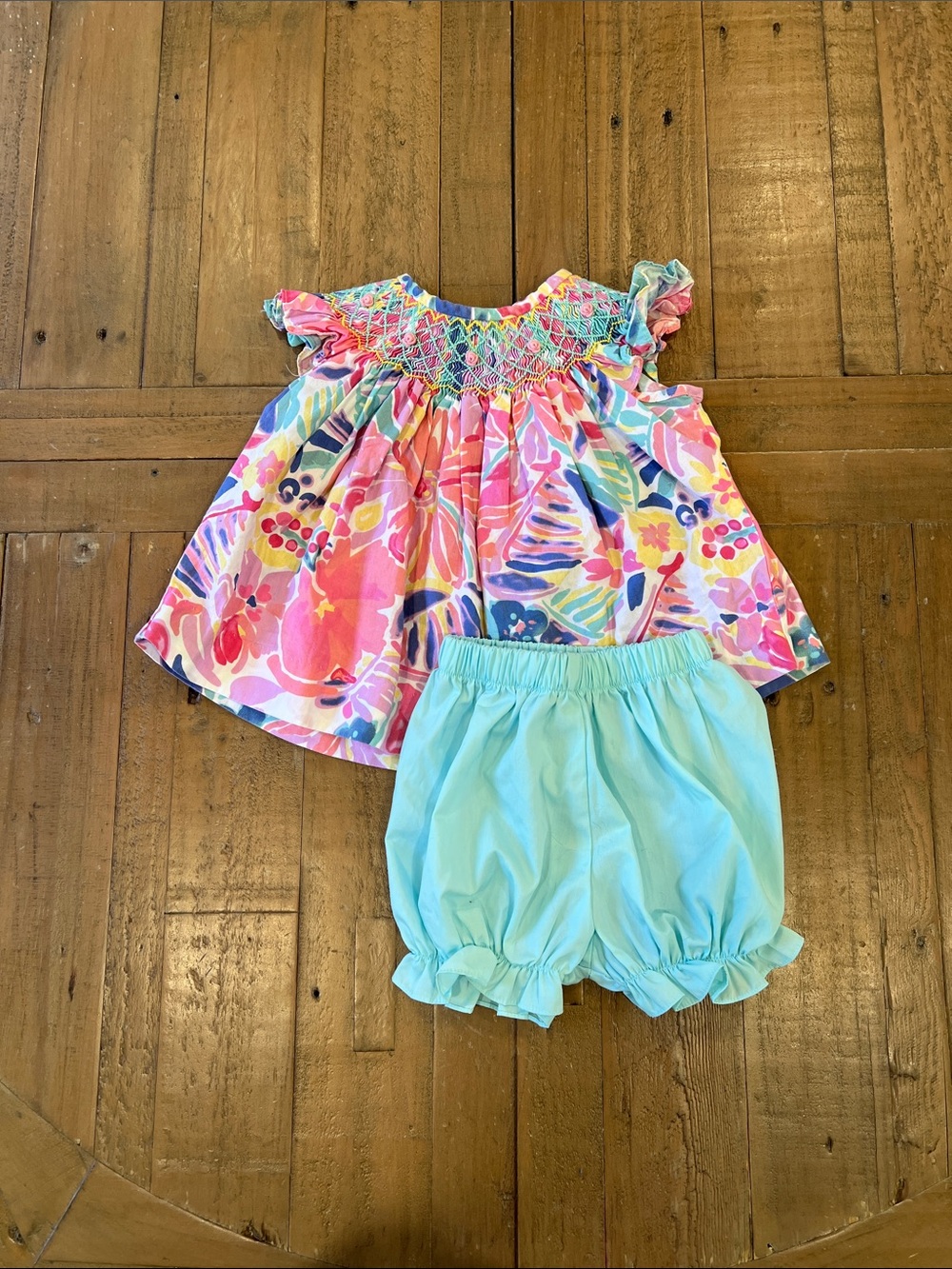 Stitchy fish smocked floral top and bloomers matching set 9 months vibrant